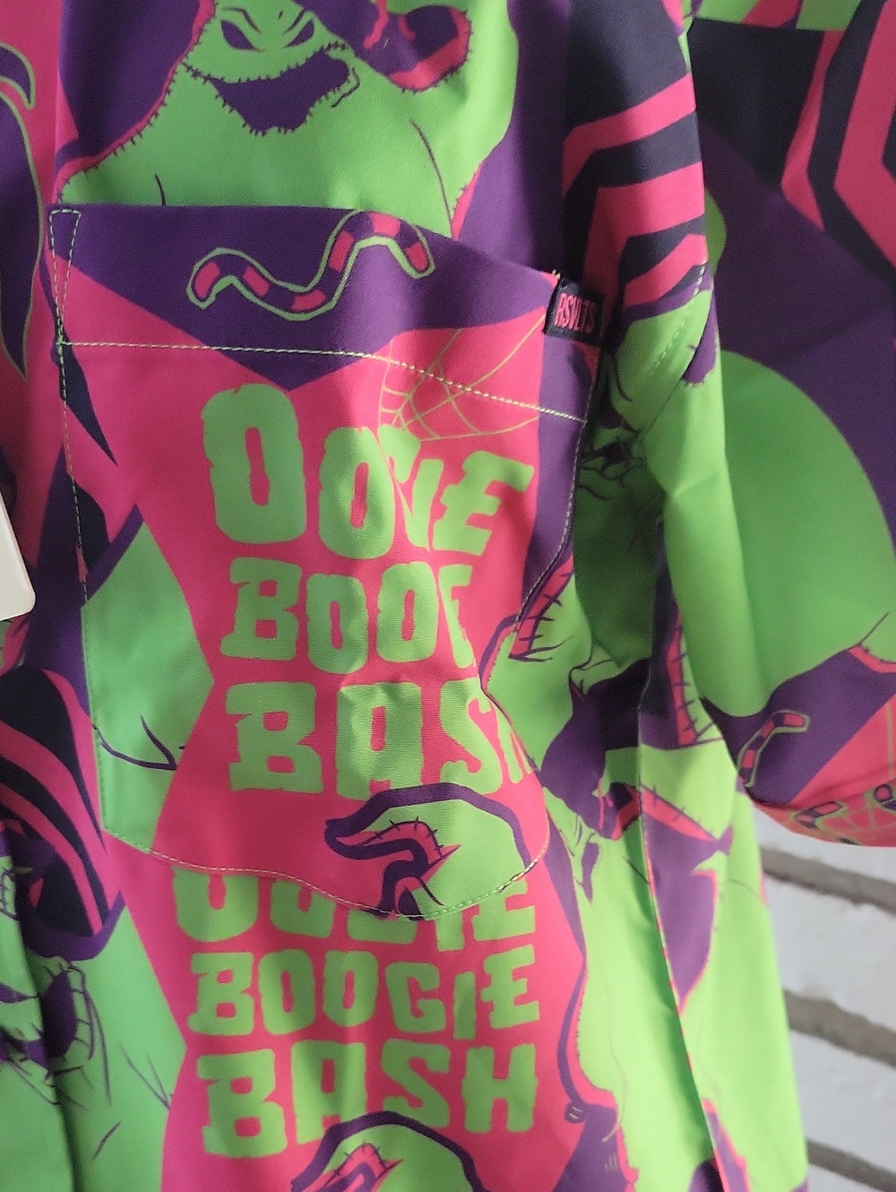 Oogie Boogie Bash - Disney Men’s Button-Down, Green, Purple & Pink highlights - Picture 3 of 8